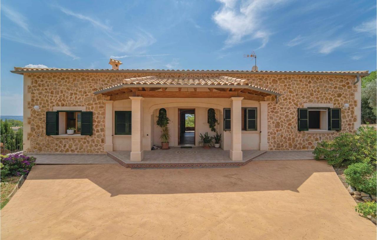 Ferienhaus Beautiful In Ses Rotgetes De Canet With Wifi La Esglayeta