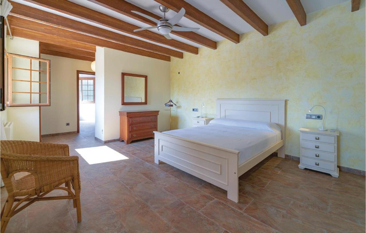 Ferienhaus Beautiful In Ses Rotgetes De Canet With Wifi