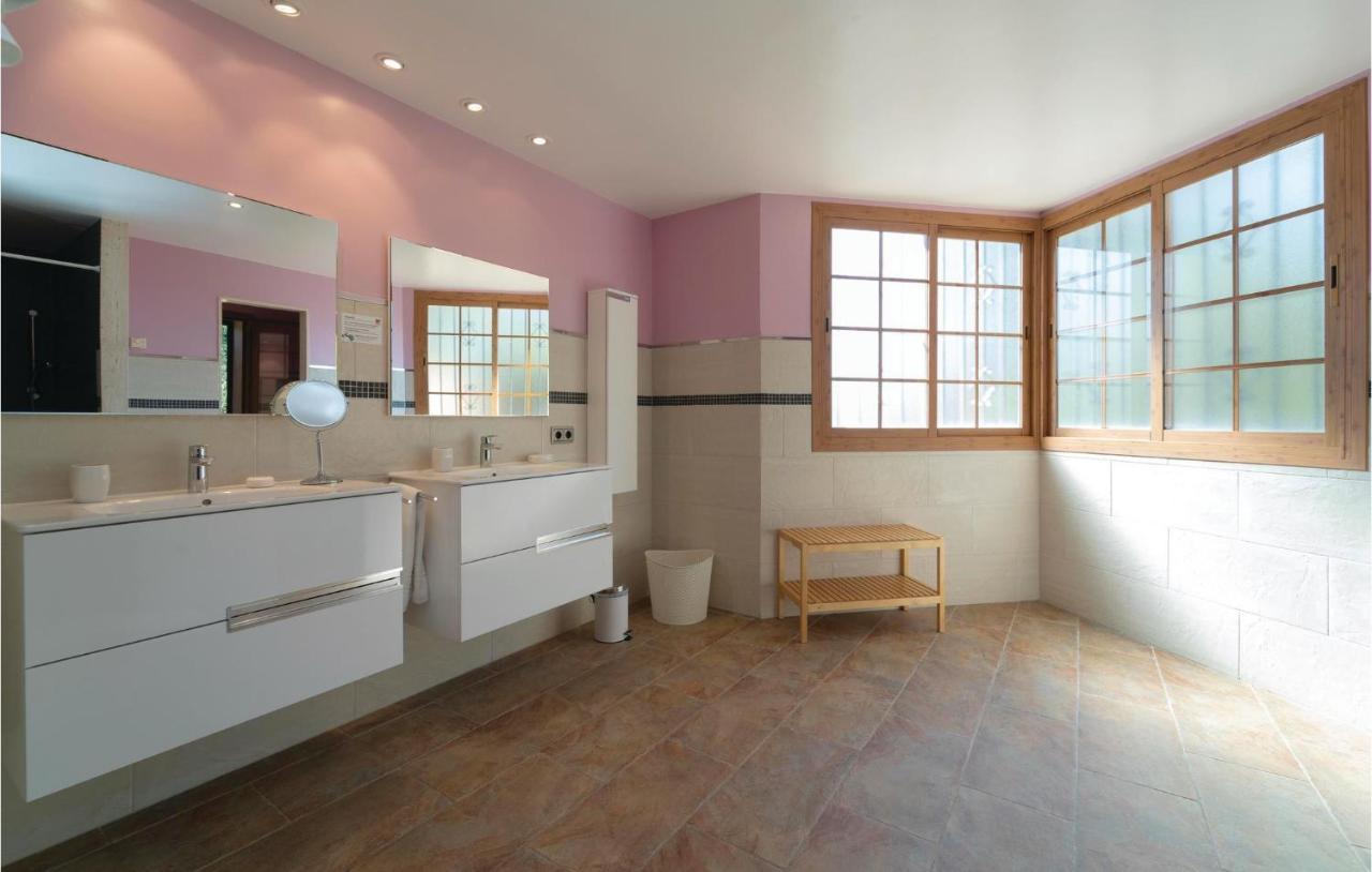 Beautiful In Ses Rotgetes De Canet With Wifi Ferienhaus La Esglayeta